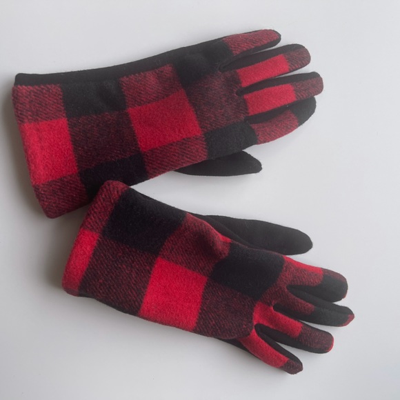 Red Winner gloves - Picture 4 of 6